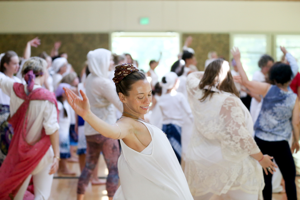 A picture of people dancing.